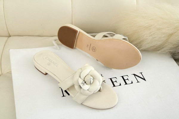 CHANEL Slippers Women--063